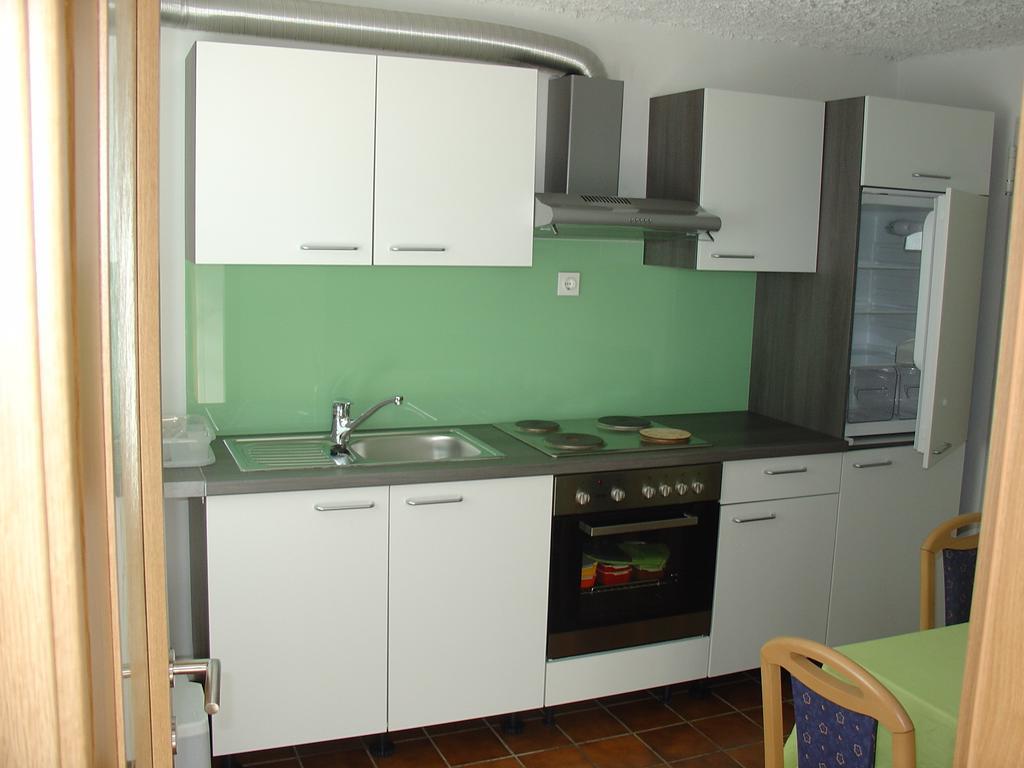 Apartment Zadraga 托尔明 客房 照片